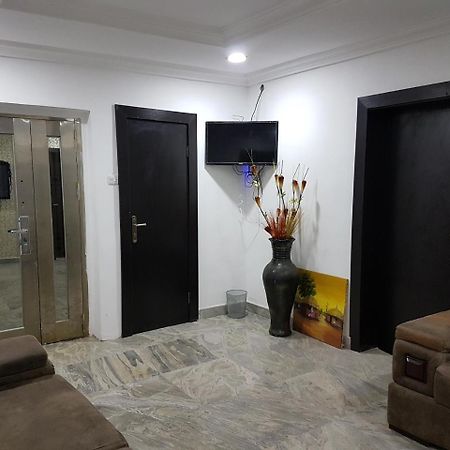אבוג'ה Rock Towers Apartments מראה חיצוני תמונה