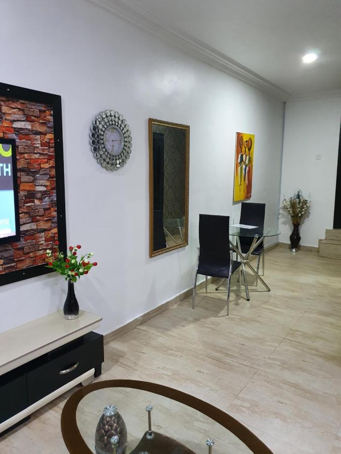 אבוג'ה Rock Towers Apartments מראה חיצוני תמונה