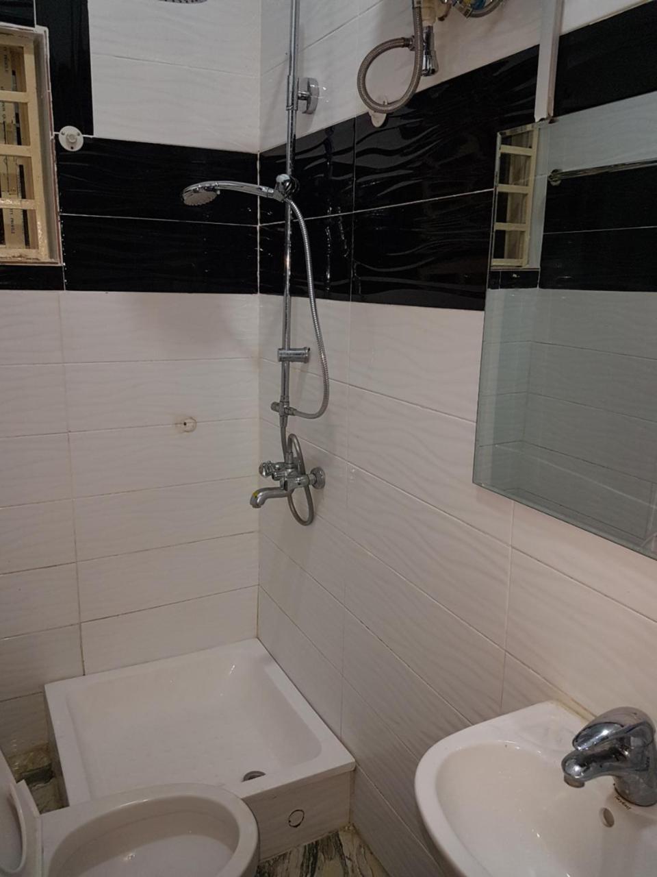 אבוג'ה Rock Towers Apartments מראה חיצוני תמונה