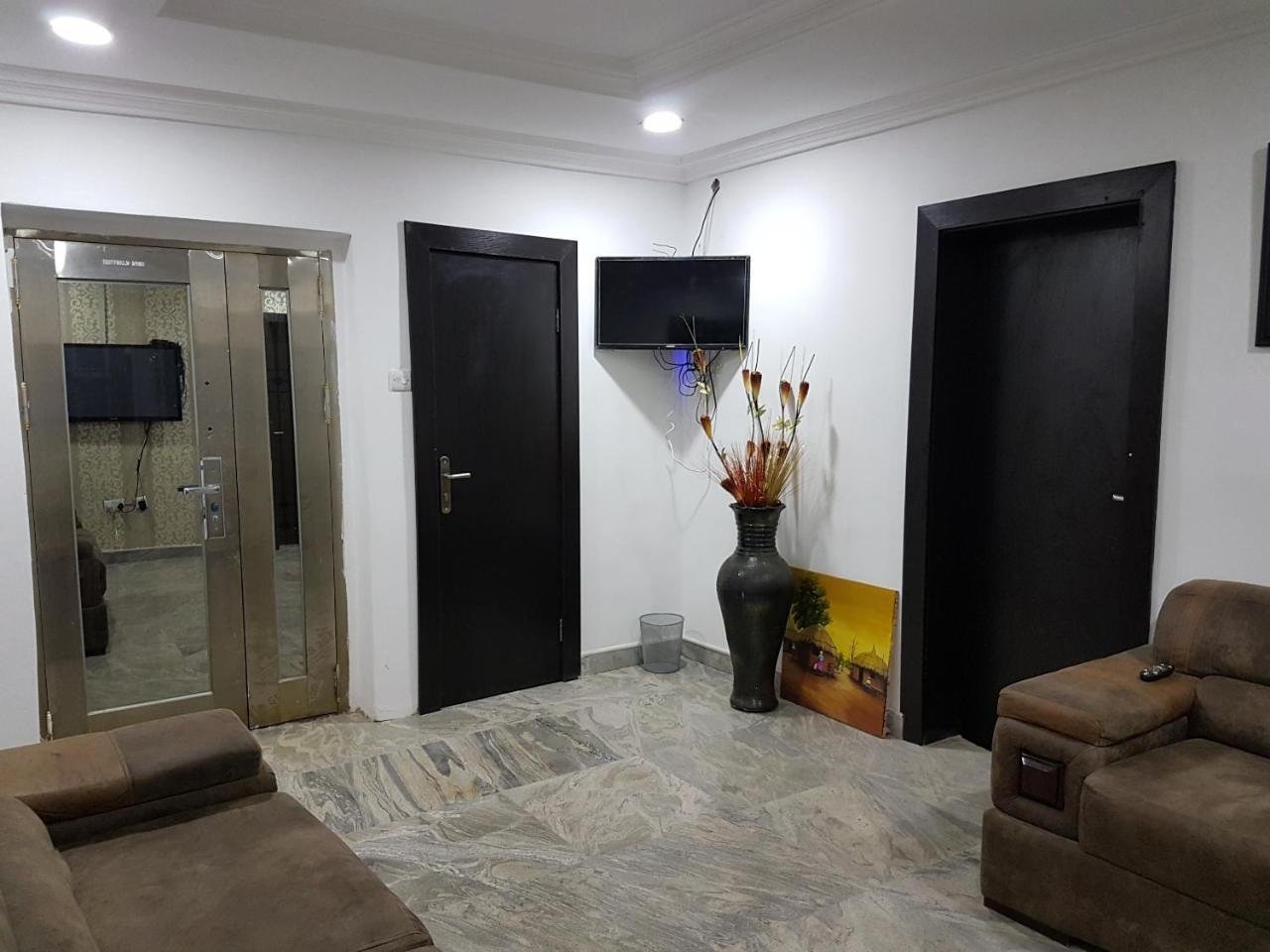 אבוג'ה Rock Towers Apartments מראה חיצוני תמונה